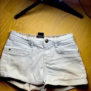 Blue Jean shorts. Super cute
